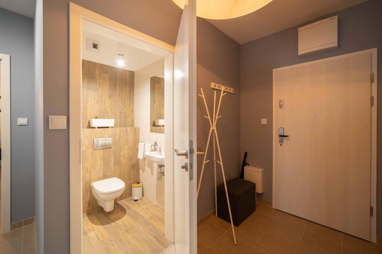3D Spring Apartments クラクフ エクステリア 写真